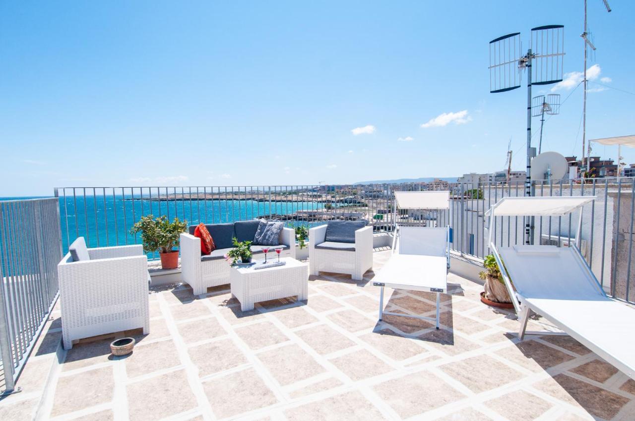 Helloapulia - Sea View Terrace Conchiglia Apartment Monopoli Exterior photo